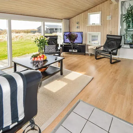 Tatil Evi Awesome In Hjorring With Indoor Swimming Pool Lønstrup