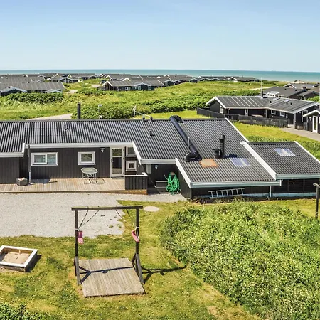 Tatil Evi Awesome In Hjorring With Indoor Swimming Pool Lønstrup